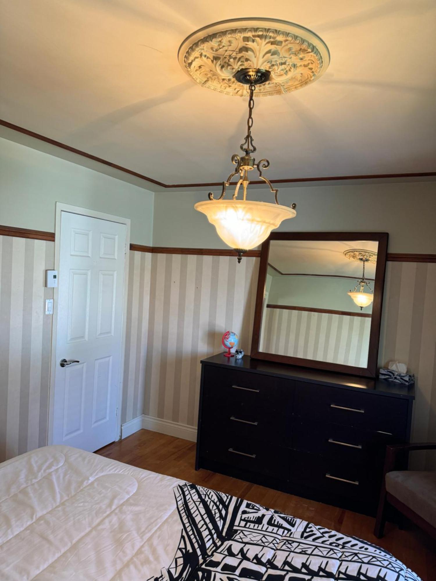 Tinga Home Chicoutimi Rum bild